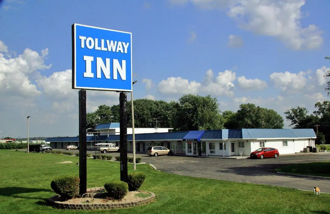 Tollway Inn Beloit-1
